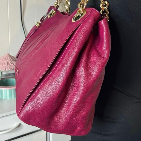 ⁀➷ Valentino by Mario Valentino Pink Leather Chain Strap Shoulder Purse (HB-19) - Picture 6 of 13